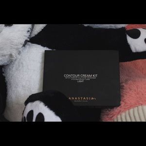 Anastasia contour cream kit